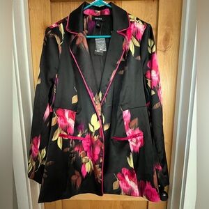 Torrid Women's Black Floral Blazer